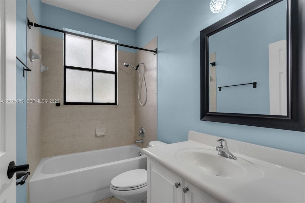 10276 NW 30th Ter , Doral, FL 33172 Photo