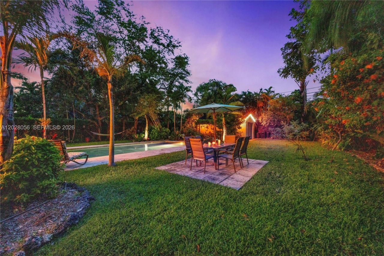 5825 SW 46th Ter , Miami, FL 33155 Photo