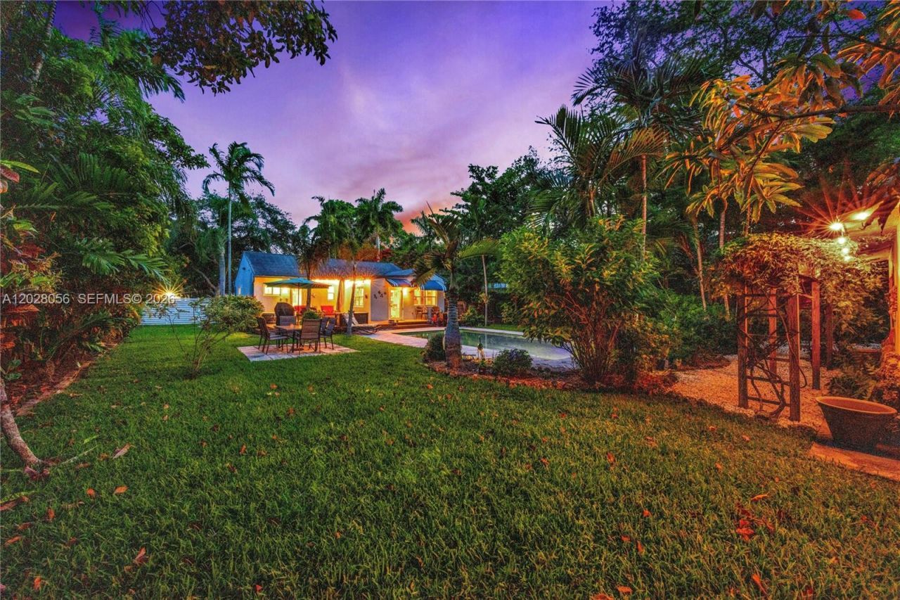 5825 SW 46th Ter , Miami, FL 33155 Photo