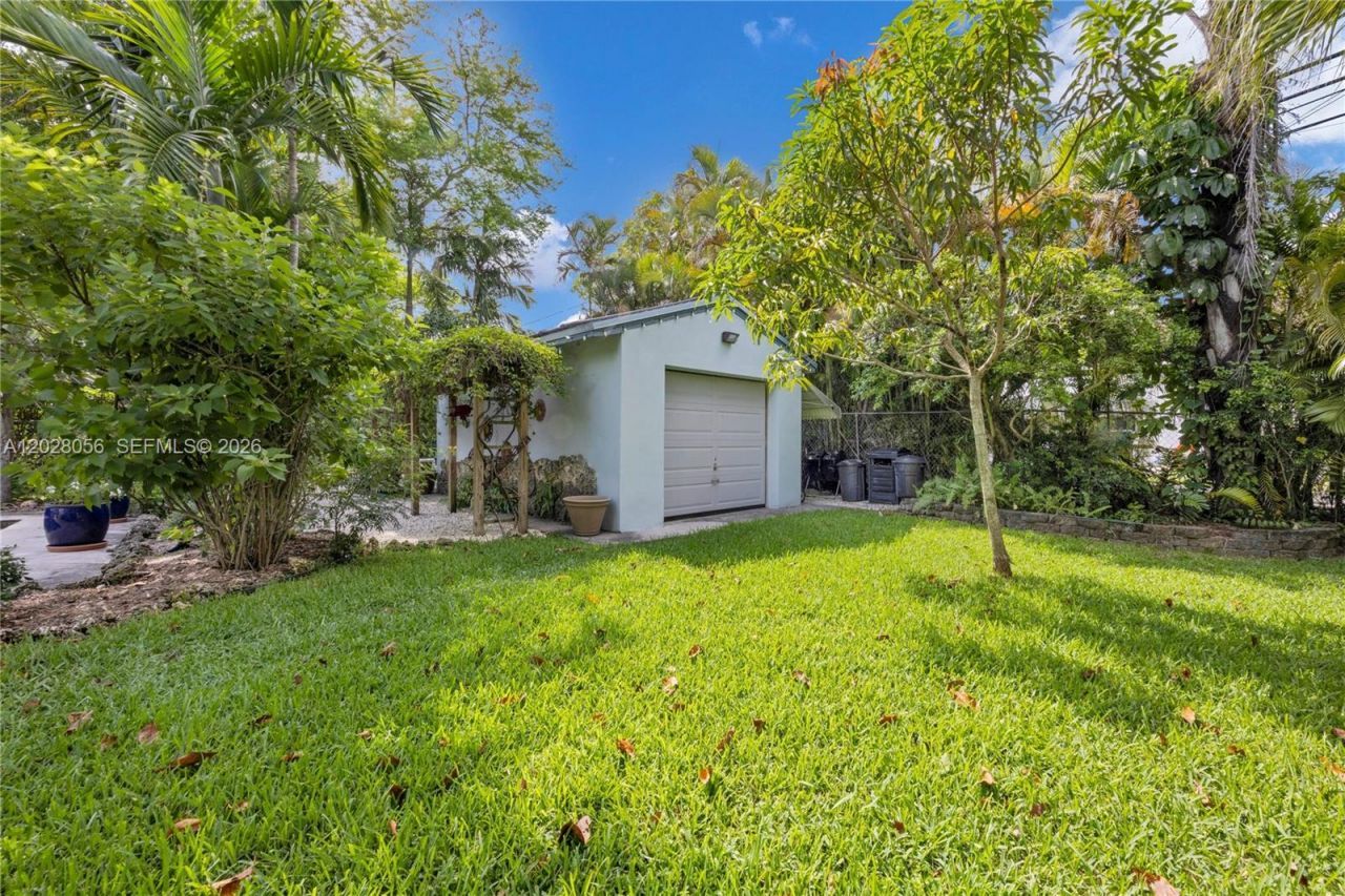 5825 SW 46th Ter , Miami, FL 33155 Photo