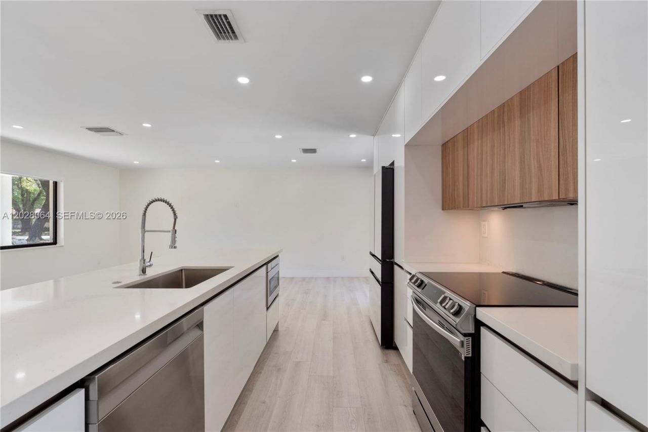 255 Grant Dr , Coral Gables, FL 33133 Photo