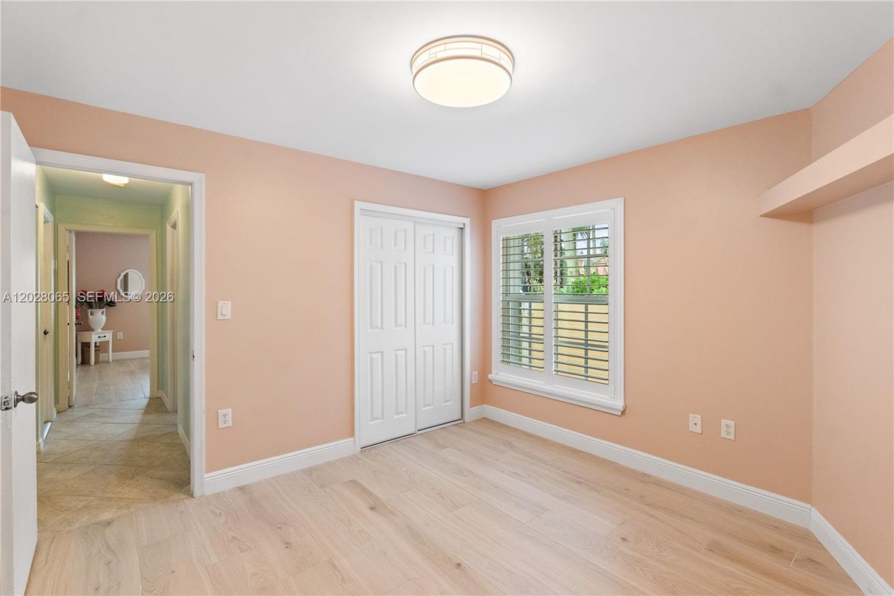 1090 NW 192nd Ave , Pembroke Pines, FL 33029 Photo