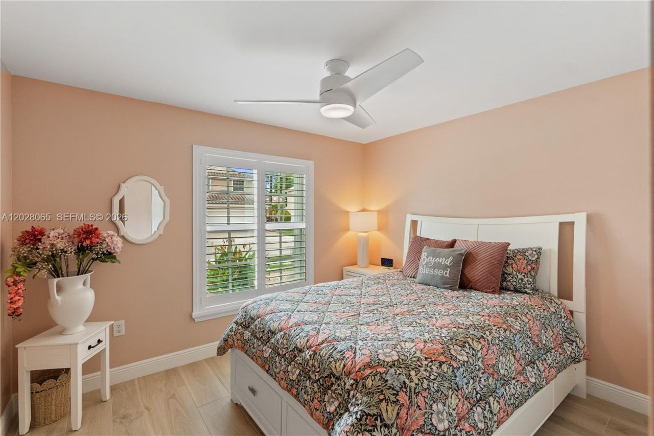 1090 NW 192nd Ave , Pembroke Pines, FL 33029 Photo