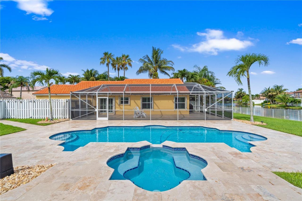 1090 NW 192nd Ave , Pembroke Pines, FL 33029 Photo