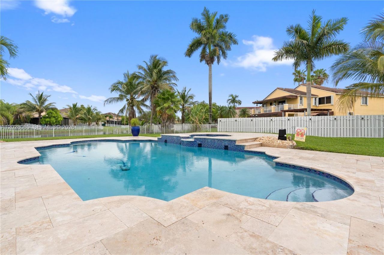 1090 NW 192nd Ave , Pembroke Pines, FL 33029 Photo