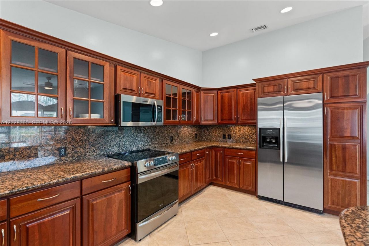 1090 NW 192nd Ave , Pembroke Pines, FL 33029 Photo
