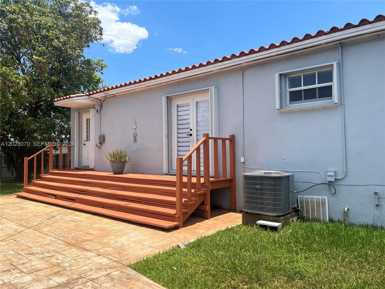 8370 SW 27th Ln, Miami, FL 33155 Photo