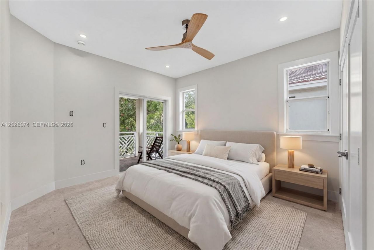 3062 New York St , Unit 3062, Miami, FL 33133 Photo