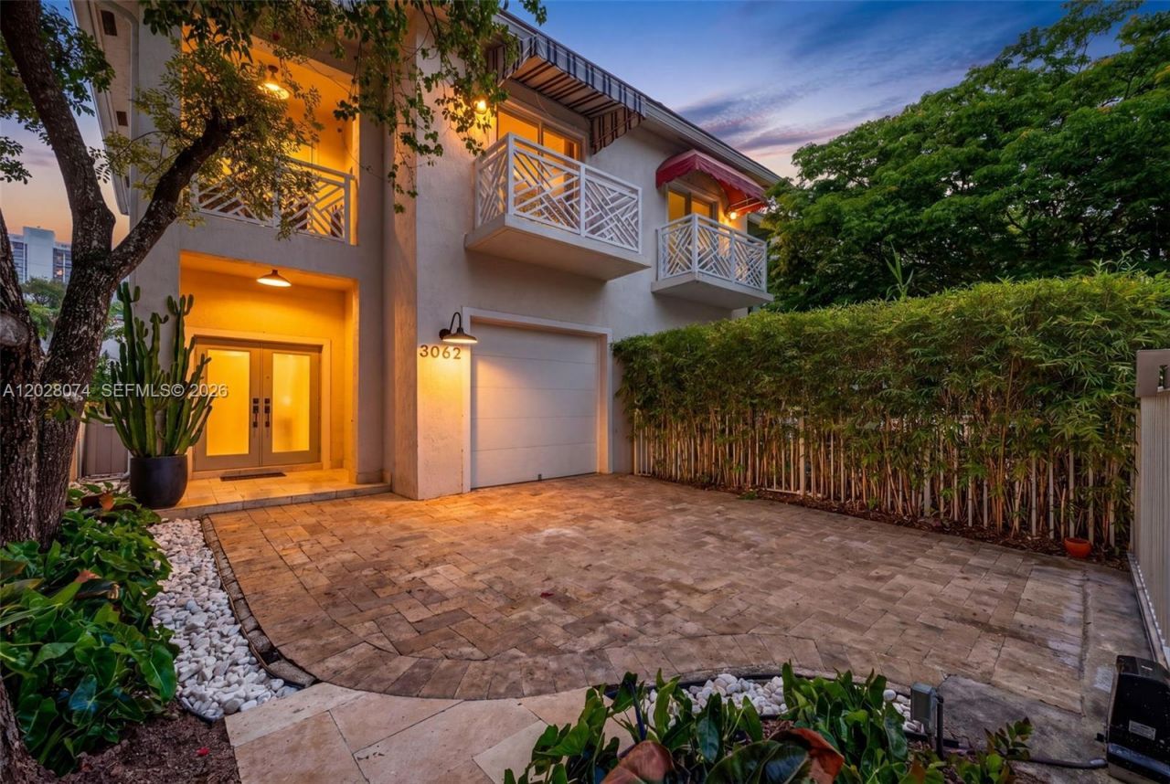 3062 New York St , Unit 3062, Miami, FL 33133 Photo