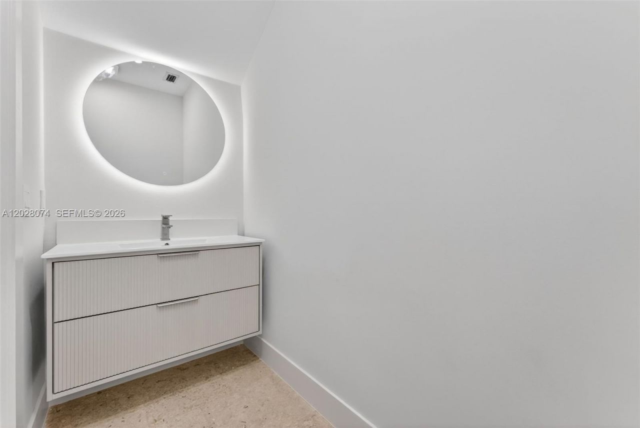 3062 New York St , Unit 3062, Miami, FL 33133 Photo