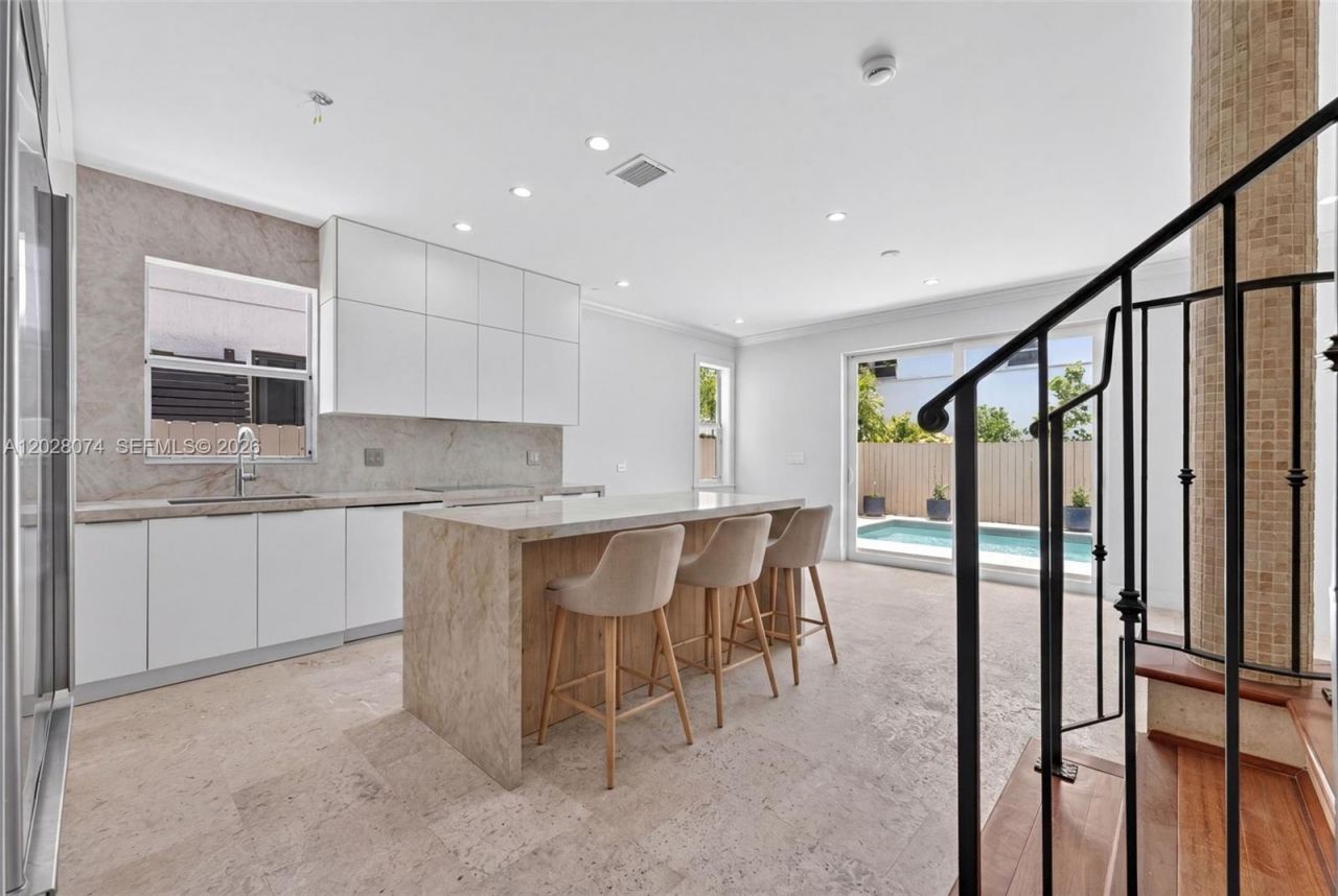 3062 New York St , Unit 3062, Miami, FL 33133 Photo