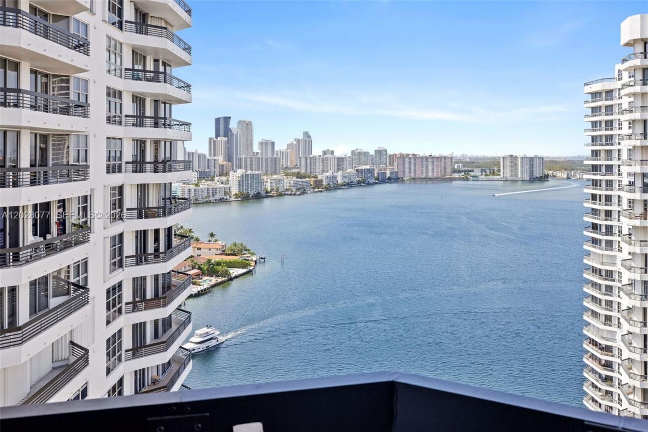 19195 NE 36th Ct, Unit 2705, Aventura, FL 33180 Photo