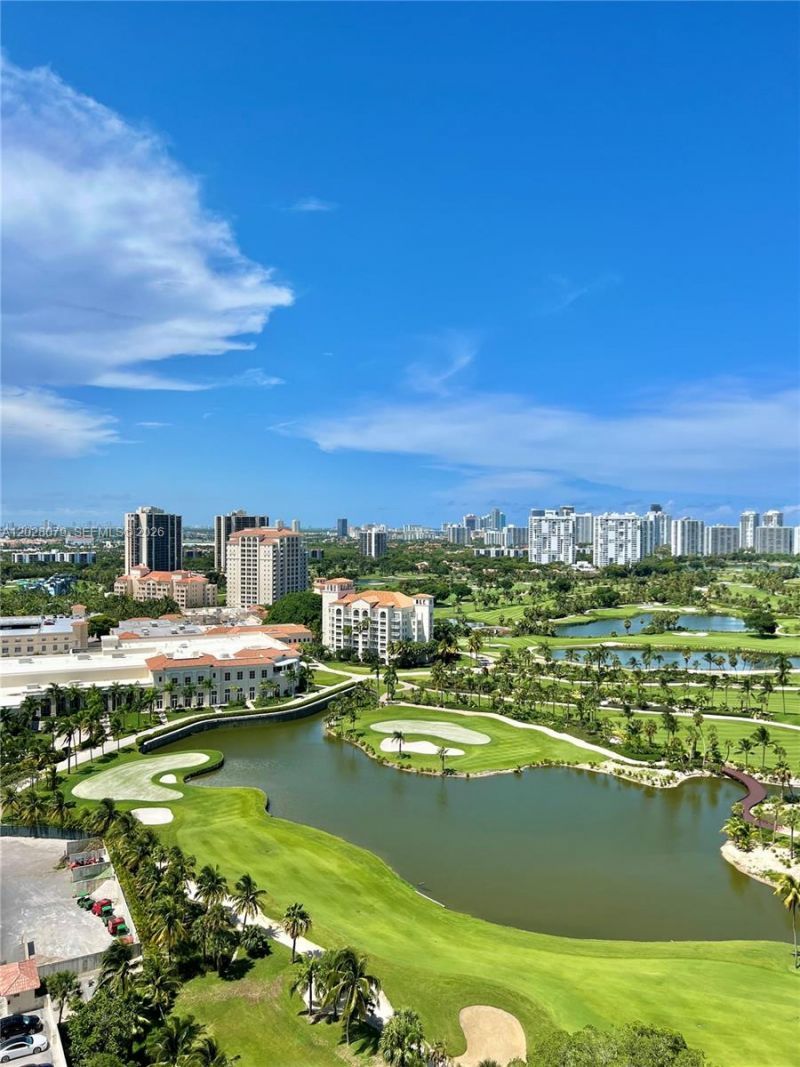 19501 W Country Club Dr , Unit 2313, Aventura, FL 33180 Photo