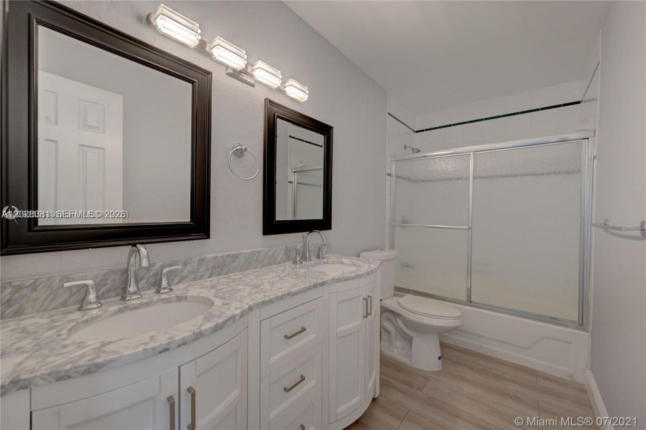 3673 W Valley Green Dr , Unit 42, Davie, FL 33328 Photo