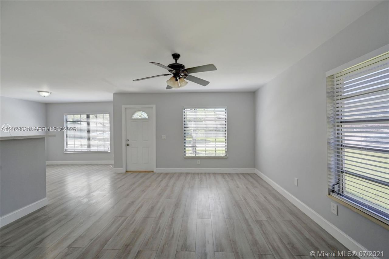 3673 W Valley Green Dr , Unit 42, Davie, FL 33328 Photo