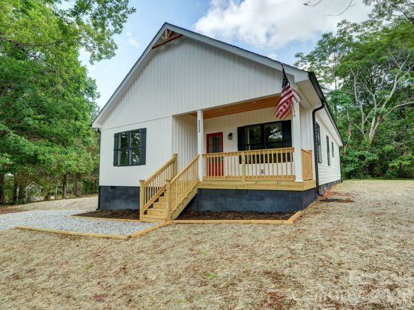232 Brumley Road , Mooresville, NC 28115