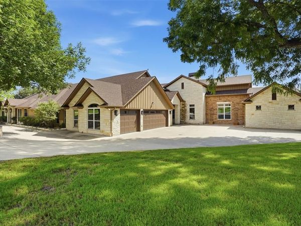 9310 Bellechase Road , Granbury, TX 76049