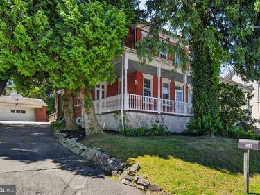 138 E NEW STREET, MOUNTVILLE, PA 17554