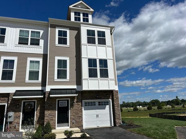 752 ROSLER WAY , MIDDLETOWN, DE 19709