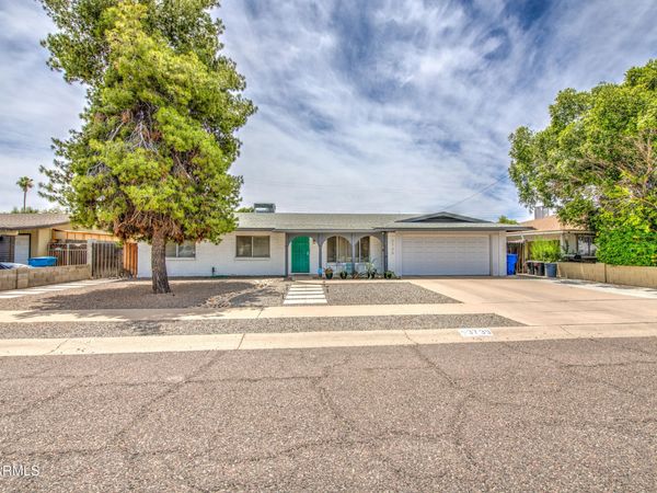 3739 W KRALL Street, Phoenix, AZ 85019