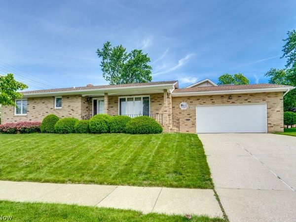 317 E Linwood Avenue , Akron, OH 44301