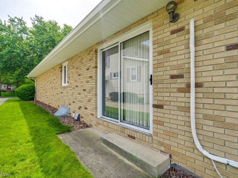 317 E Linwood Avenue, Akron, OH 44301 Photo 34