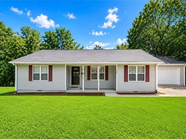 1480 E Broad Street, Athens, GA 30601