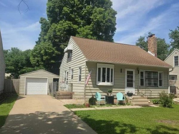 817 14th Avenue NE, Rochester, MN 55906