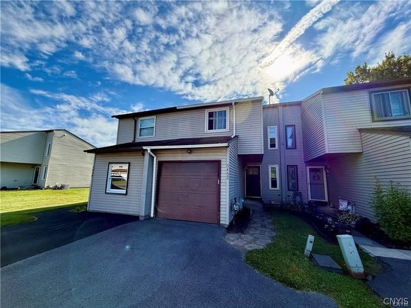 5452 Borgase Lane , Clay, NY 13041
