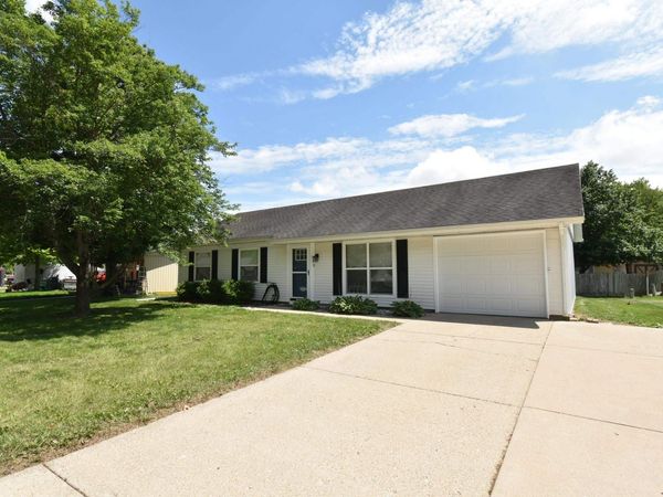 312 W Darby Drive, Otterbein, IN 47944