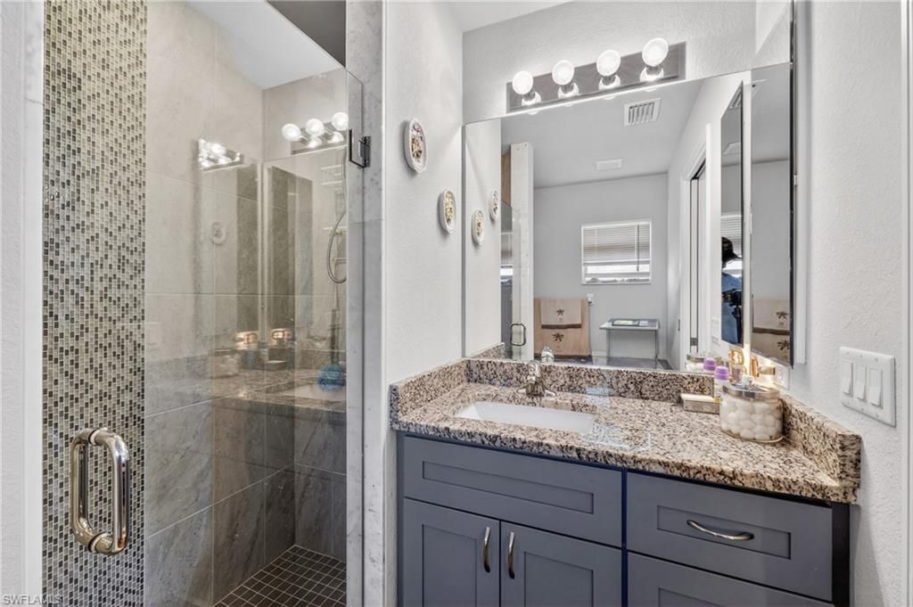 1904 NW Embers Ter, Cape Coral, FL 33993 Photo