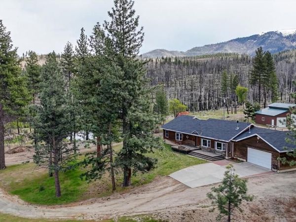 469600 Amesbury Drive, Susanville, CA 96130