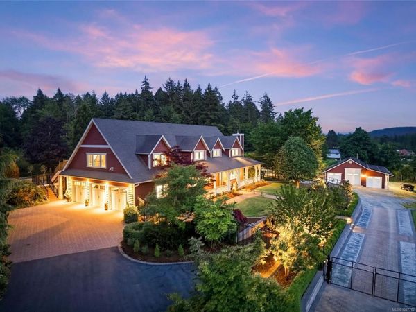 6429 Bryn Rd , Central Saanich, BC V8M 1X6