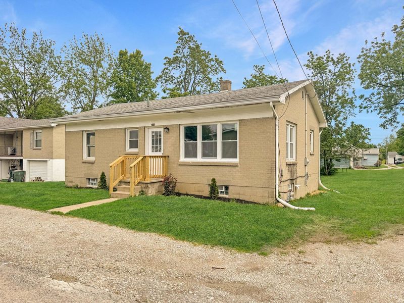 206 E Poplar Street , Saint Paris, OH 43072 Photo 2