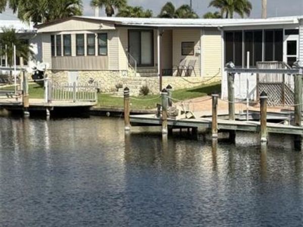 17920 Bryan CT , FORT MYERS BEACH, FL 33931