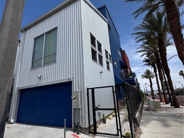 137 S 11th Street , Las Vegas, NV 89101