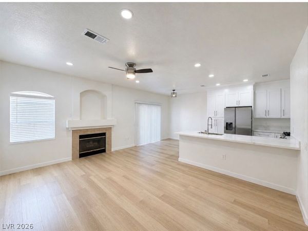 5415 W Harmon Avenue , Unit 1017, Las Vegas, NV 89103