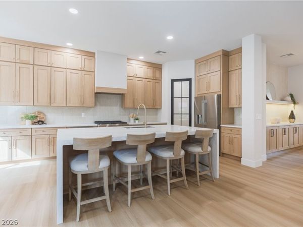 929 Viscanio Place , Las Vegas, NV 89138