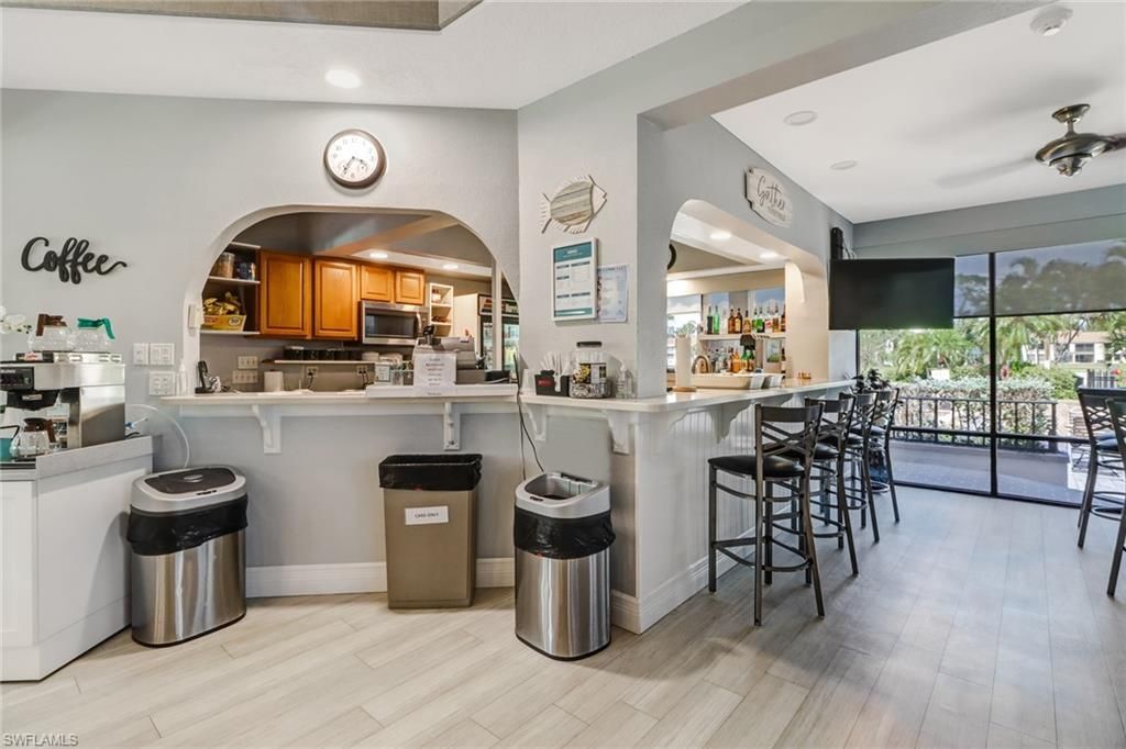 17280 Eagle Trce, Unit 6, Fort Myers, FL 33908 Photo