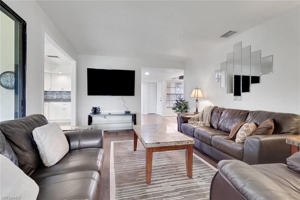 17280 Eagle Trce, Unit 6, Fort Myers, FL 33908 Photo