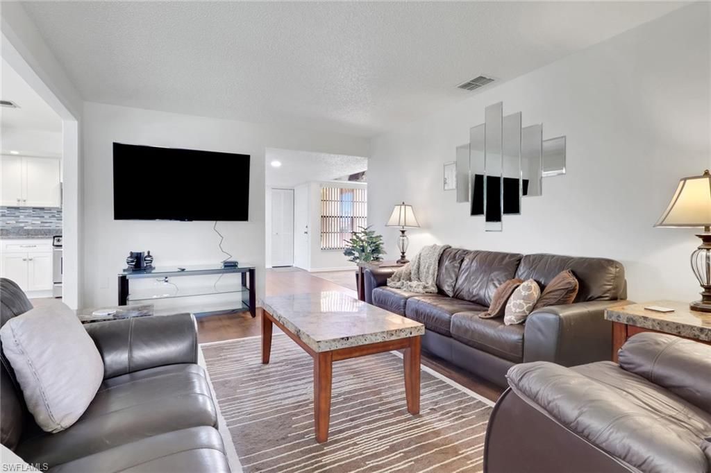 17280 Eagle Trce, Unit 6, Fort Myers, FL 33908 Photo