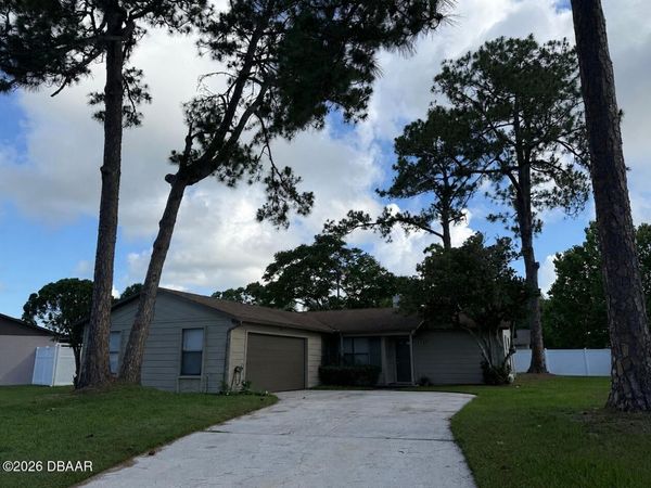 1239 Thomasina Drive, Port Orange, FL 32129