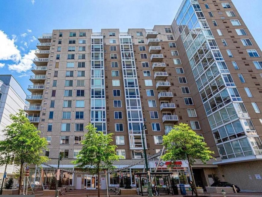 930 Wayne Avenue, Unit 1001, Silver Spring, MD 20910 Main Photo