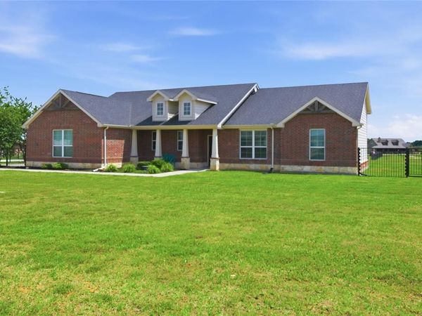 6343 Rustic Edge Street, Godley, TX 76044