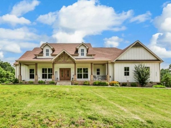 4455 Lylewood Rd, Indian Mound, TN 37079