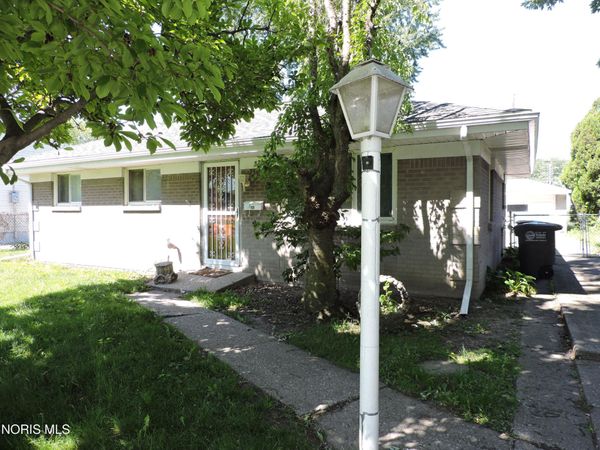 521 Whitlock Avenue , Toledo, OH 43605