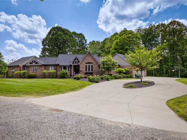 1034 Old Harper Road, Crescent, PA 15046