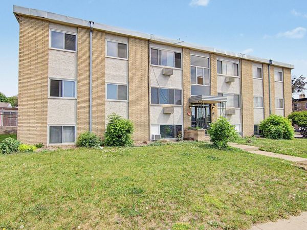 1339 Conway Street , Saint Paul, MN 55106