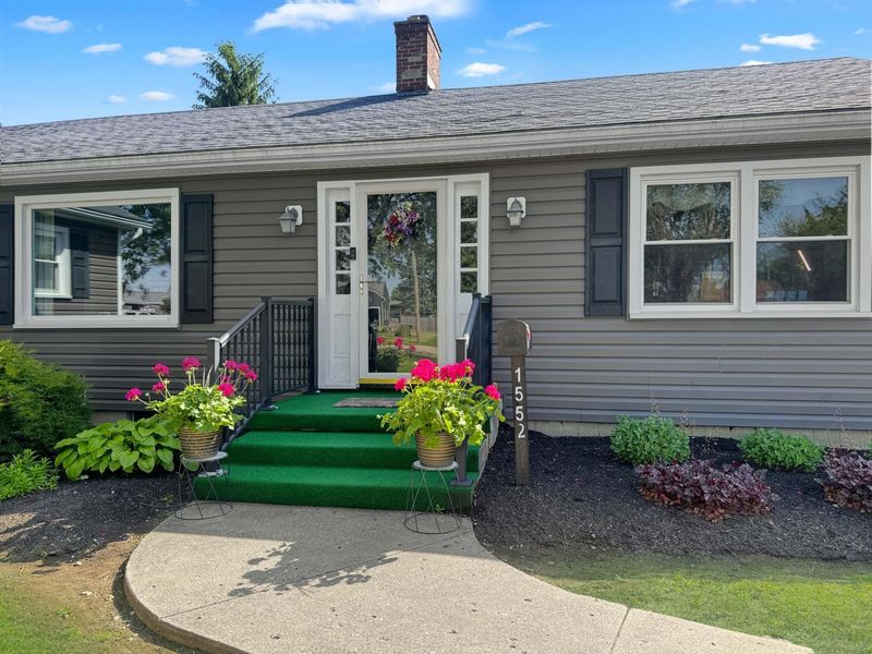 1552 Grimes Circle , Urbana, OH 43078 Photo 3