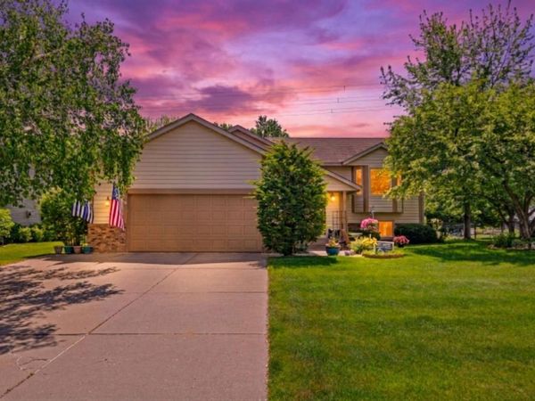 16608 Imperial Way, Lakeville, MN 55044